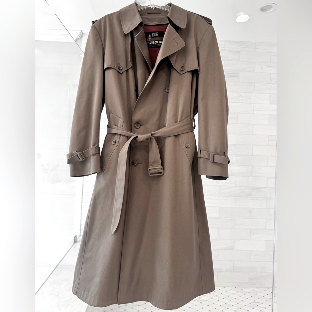Men's Taupe London Fog Trench Coat with Belt NWT